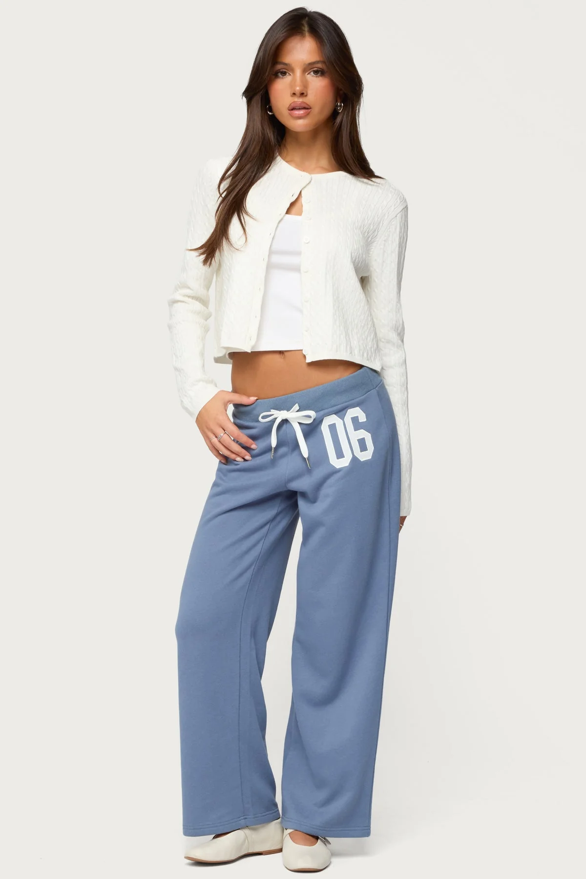 Petite 06 Joggers - Image 3