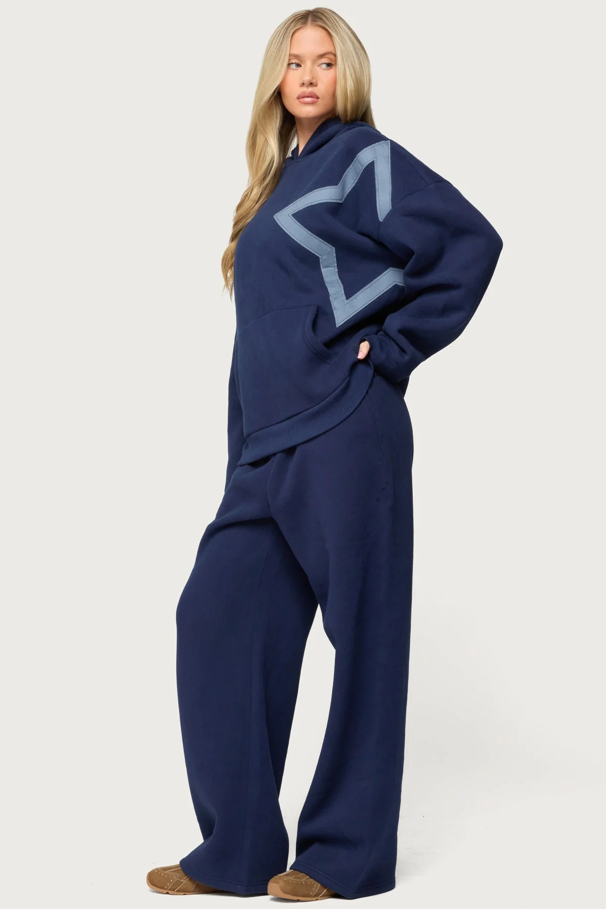 Starly Oversized Hoodie - Image 4