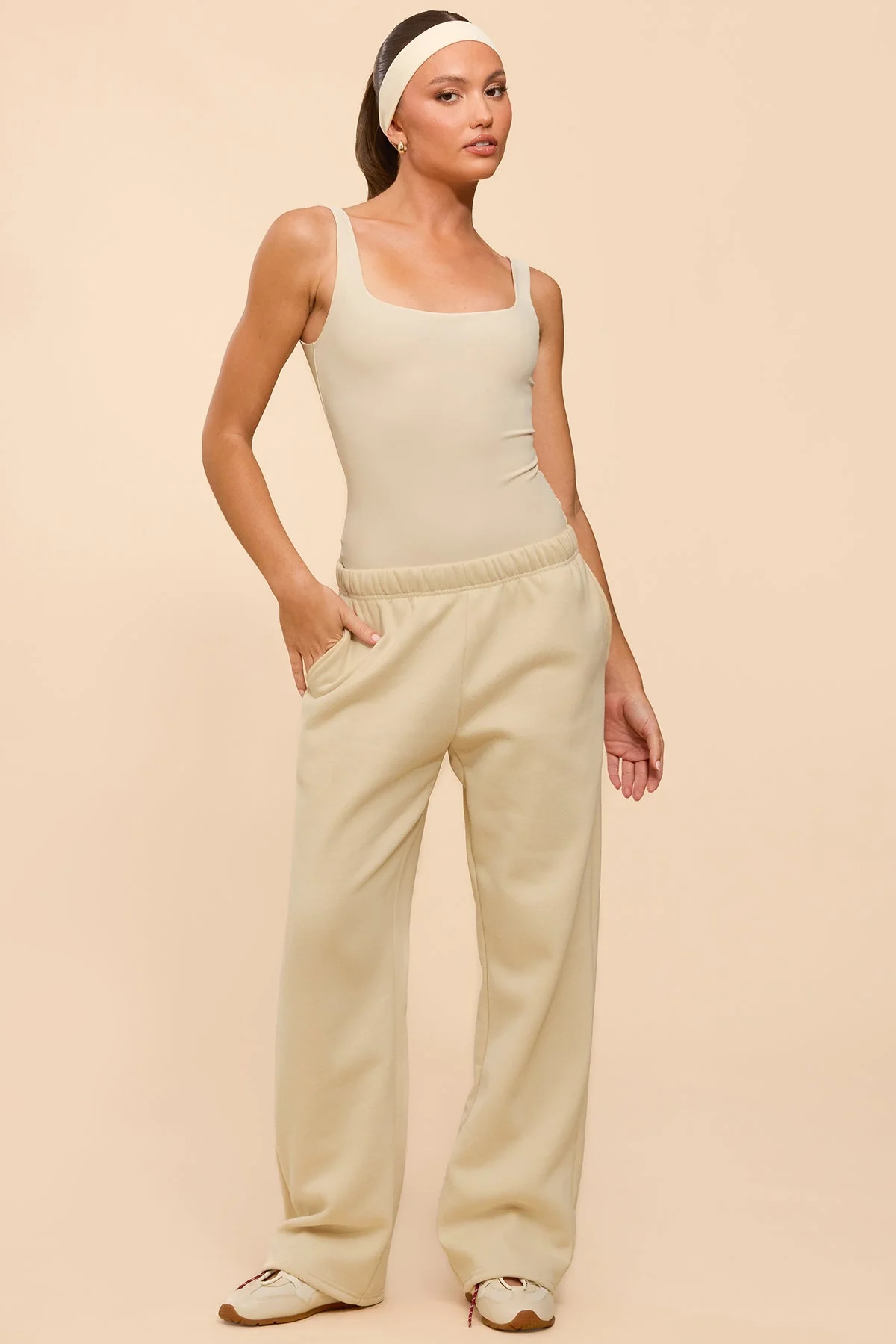 Kyrie Joggers - Image 5